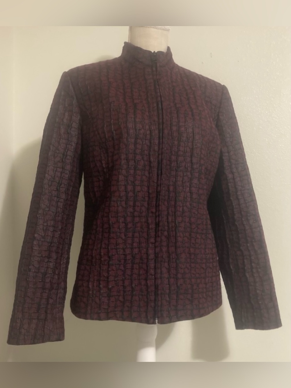 Due Per Due - Womens Textured Stretch Zipdown Jacket - Size XL - EUC